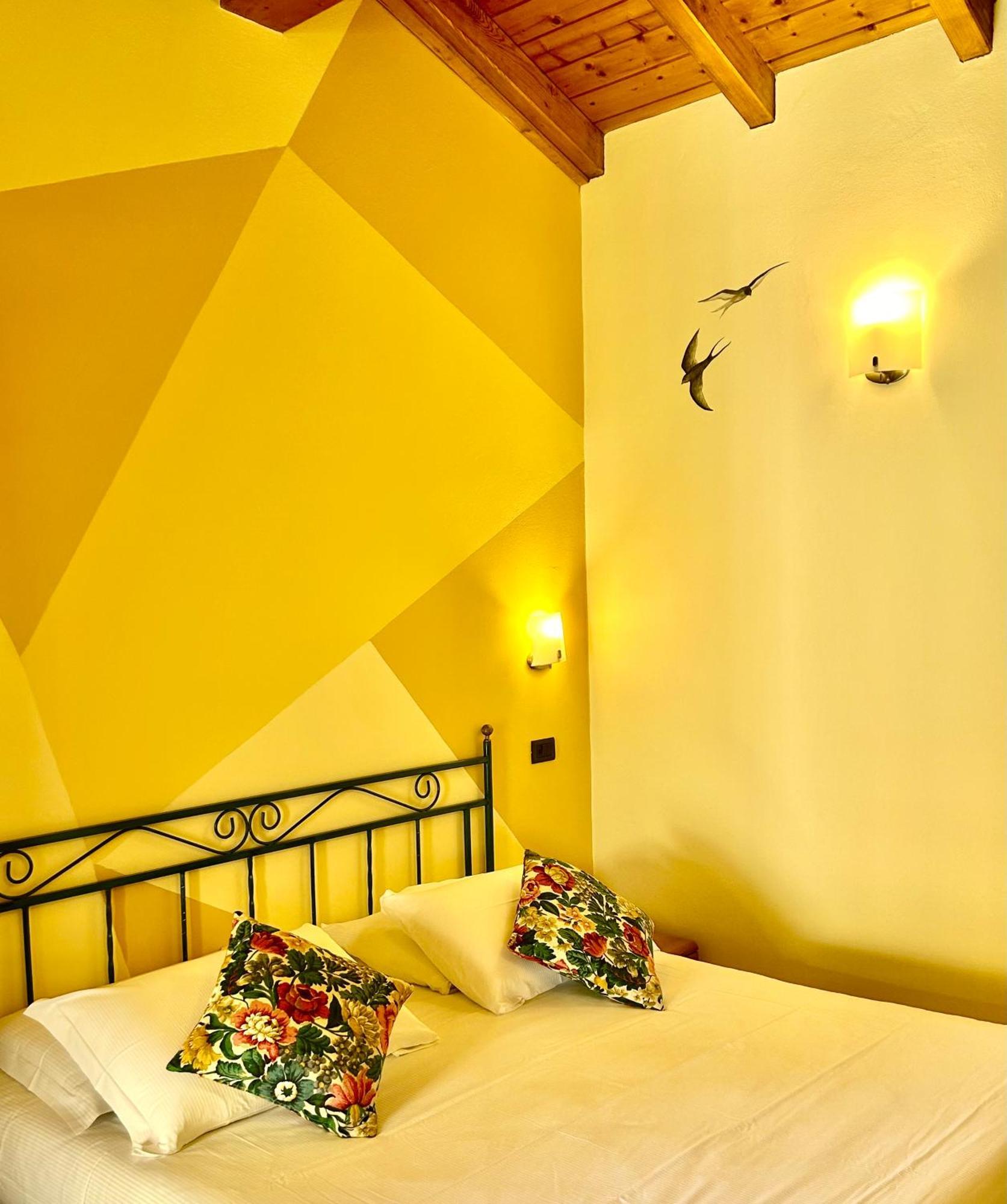 Dependance Pesce D'Oro Hotel Verbania Eksteriør billede