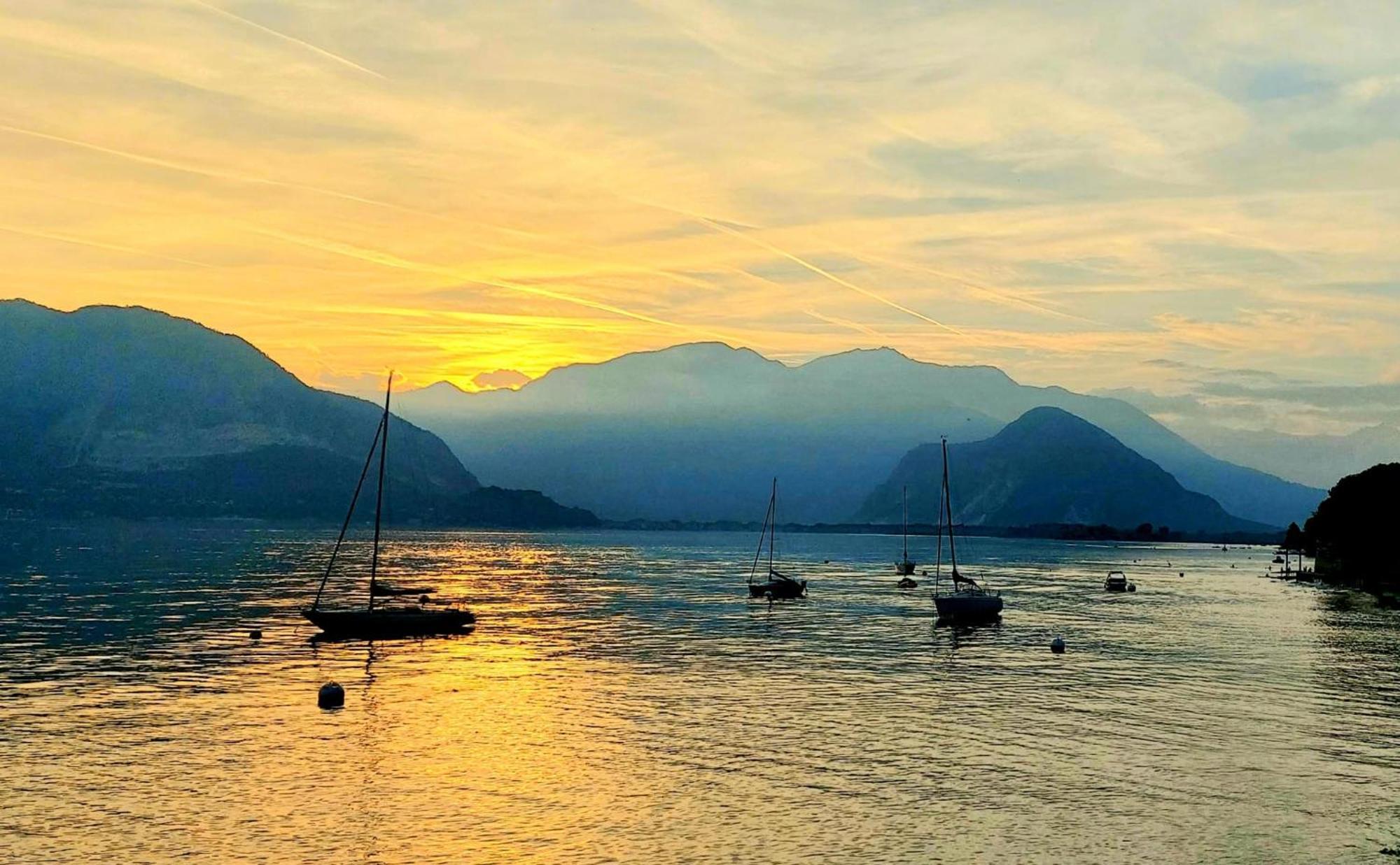 Dependance Pesce D'Oro Hotel Verbania Eksteriør billede
