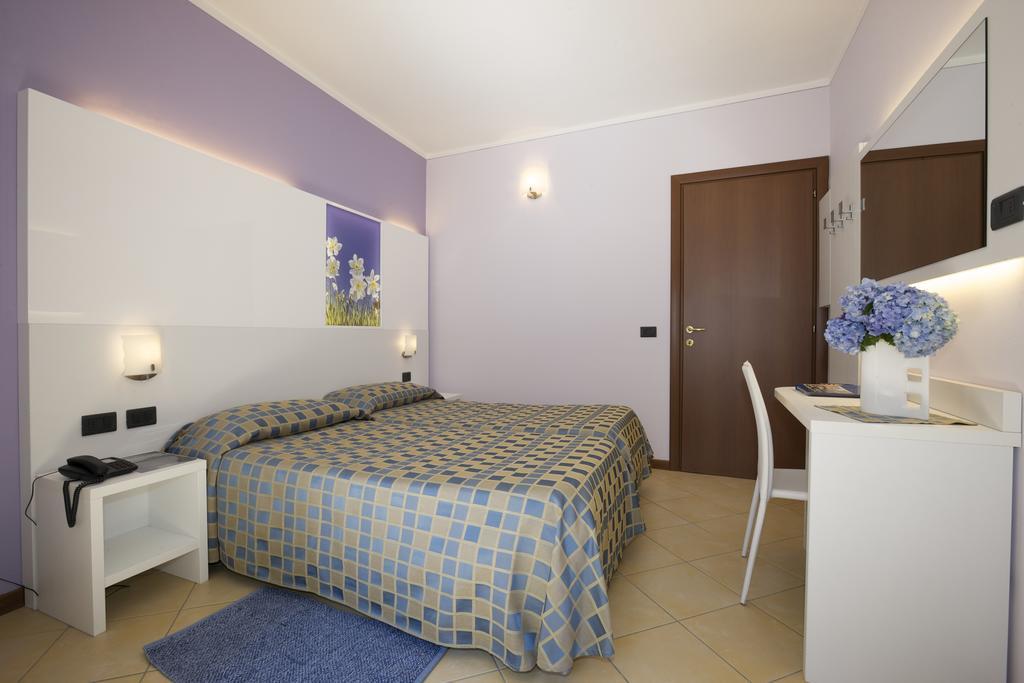 Dependance Pesce D'Oro Hotel Verbania Værelse billede