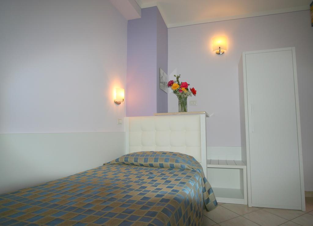 Dependance Pesce D'Oro Hotel Verbania Værelse billede